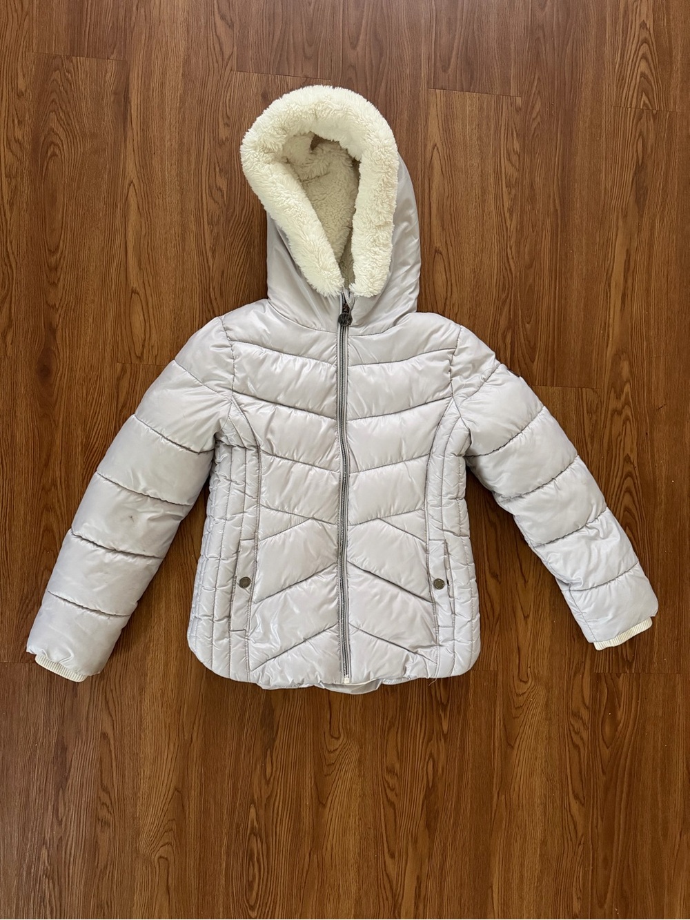Michael Kors Silver And Ivory Quilted Sherpa-Trim Hooded Puffer Jacket
